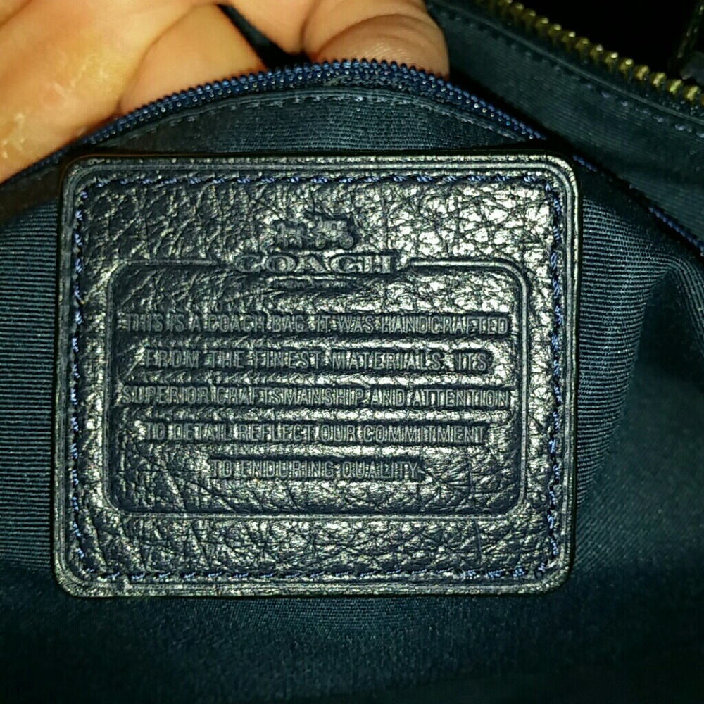 Coach Mickie satchel and wallet in suede - Picture 4 of 8